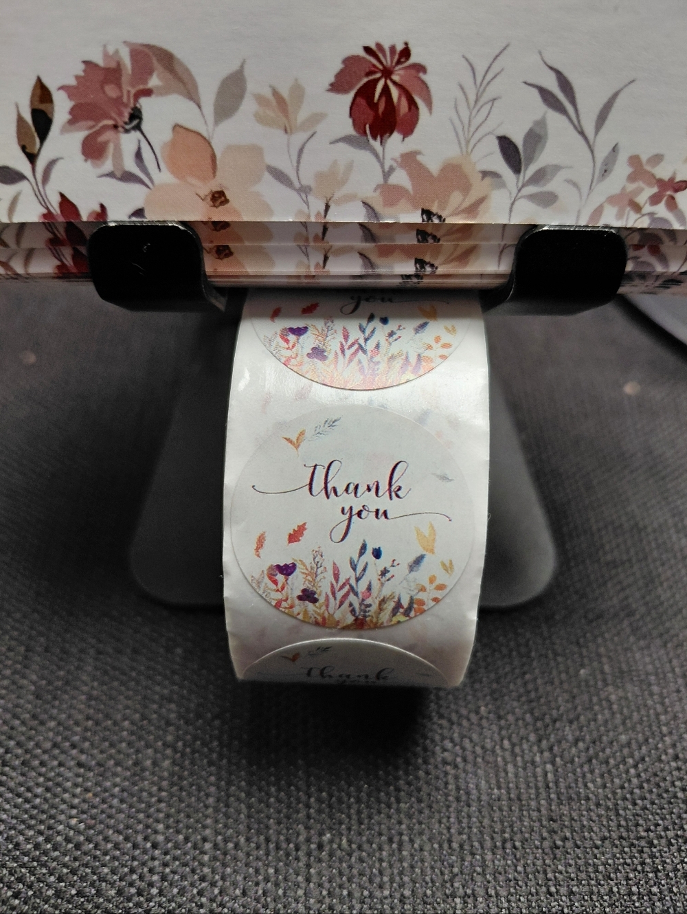 550ct. 50ct Thank Cards 500ct. Thank You Stickers 3 Random Polymailers 🎊HP🎊 - Picture 5 of 6